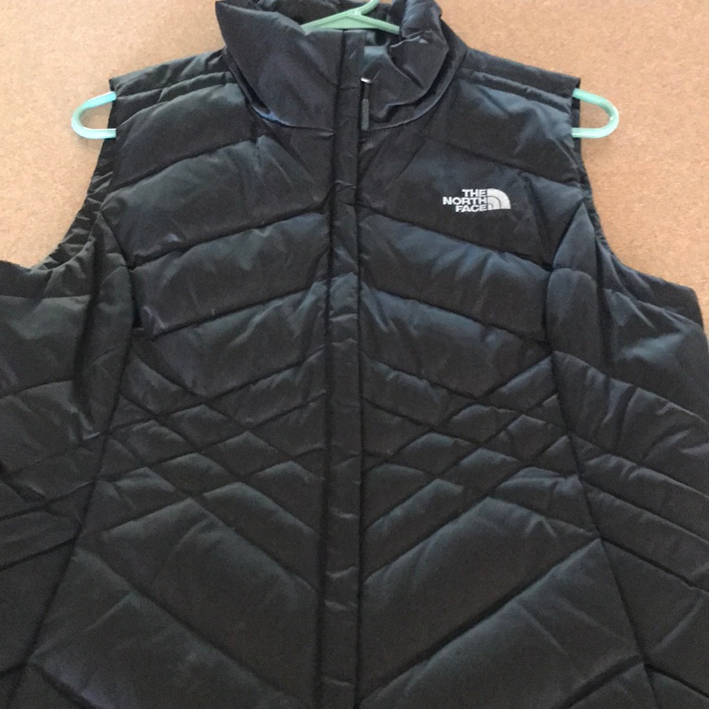 North face vest